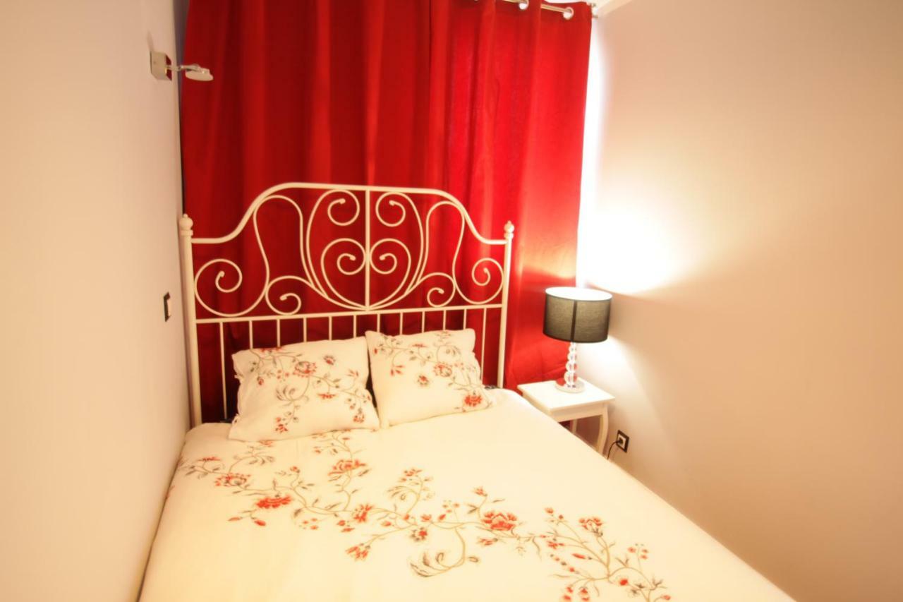 Fantastyczny Apartament Krolewska Varsó Kültér fotó