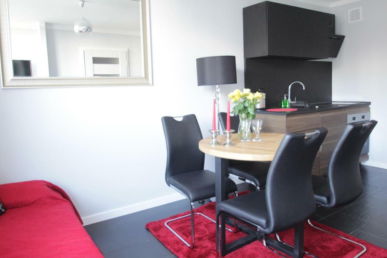 Fantastyczny Apartament Krolewska Varsó Kültér fotó